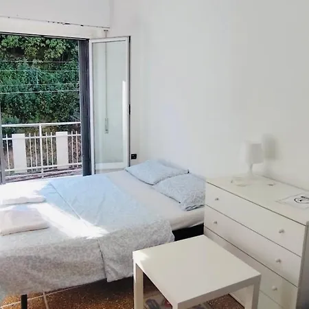 Nearcity Center Reach Entire 3 Bedroom House Apartment Genoa